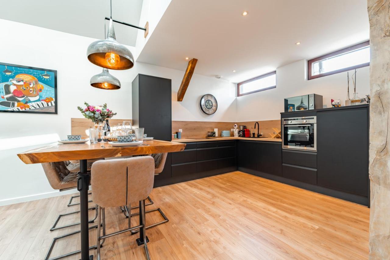 Apartmán Loft Cosy Et Atypique Sévrier Exteriér fotografie
